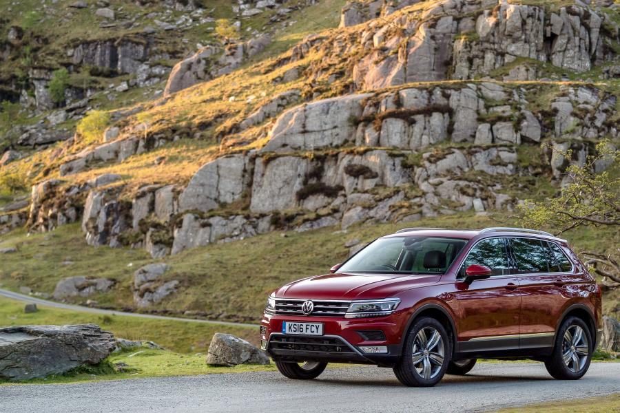  Volkswagen Tiguan 2016 года  (UK) (фото 24 из 40)